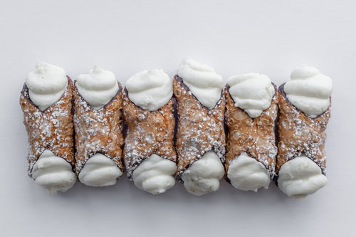 Cannoli - Fresh cream mini filled shells, 6 piece